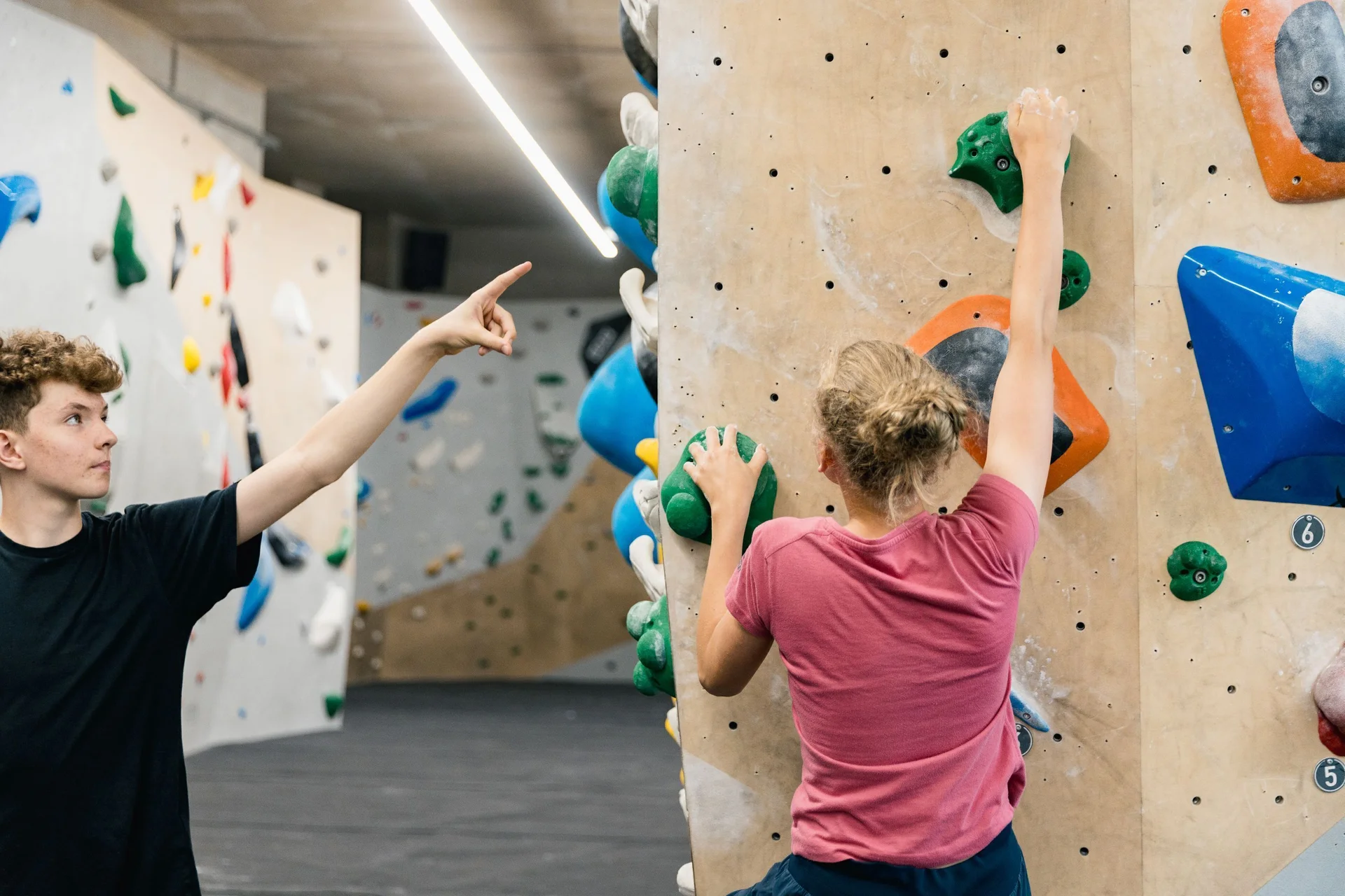 Sicherheit geht vor: Anleitung zum Bouldern | © DAV