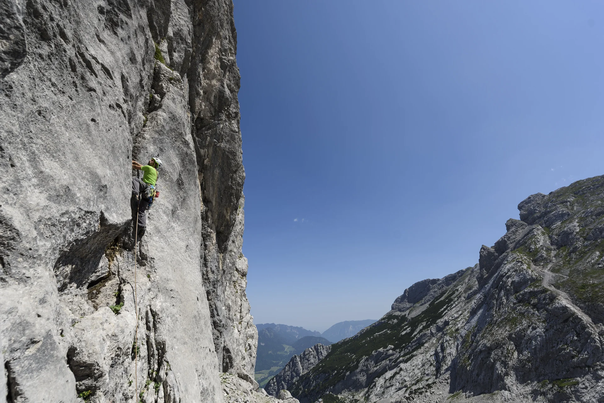 Outdoor-Klettern am Fels | © DAV/Wolfgang Ehn